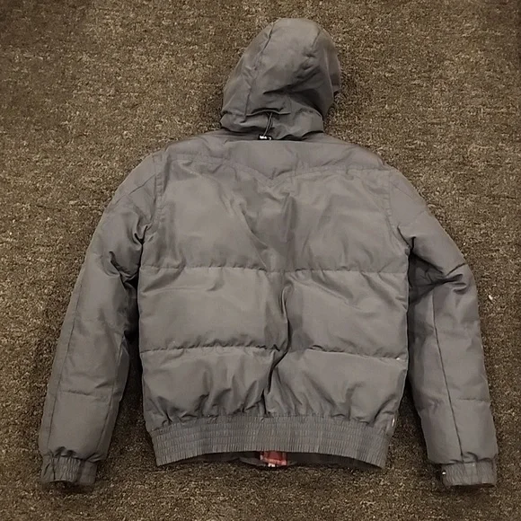 Levis Puffer coat with hood - Picture 8 of 14